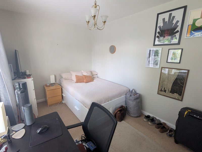 Room Dawnay Road in Greater London