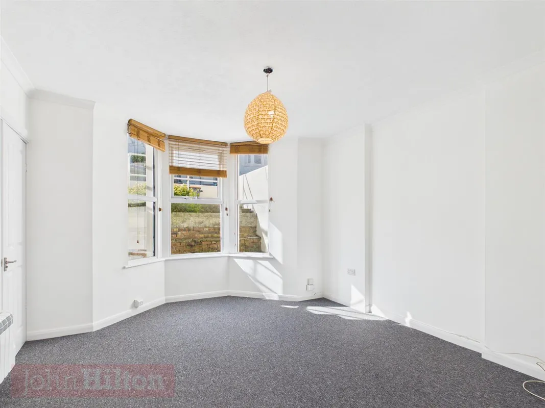 Flat Port Hall Place in Brighton