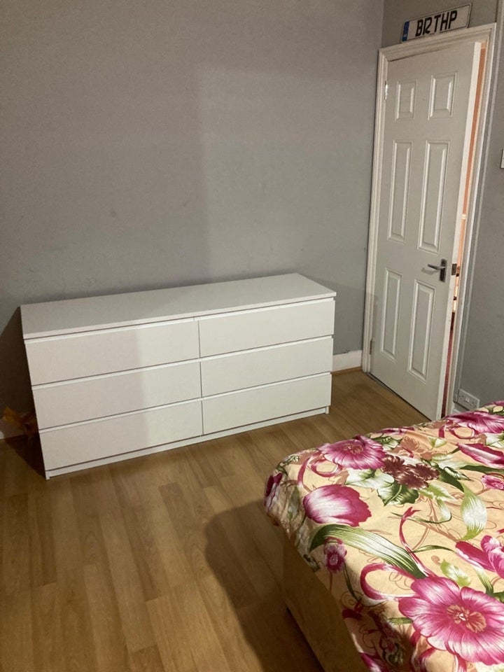 Room Eton Road in Greater London