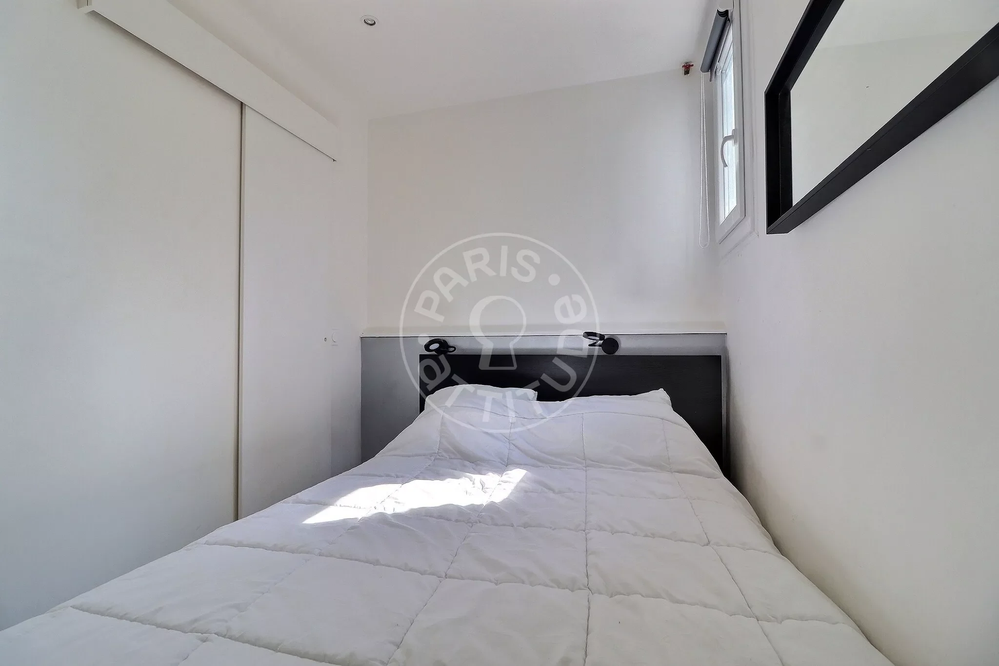 Flat Rue Blanche in Paris