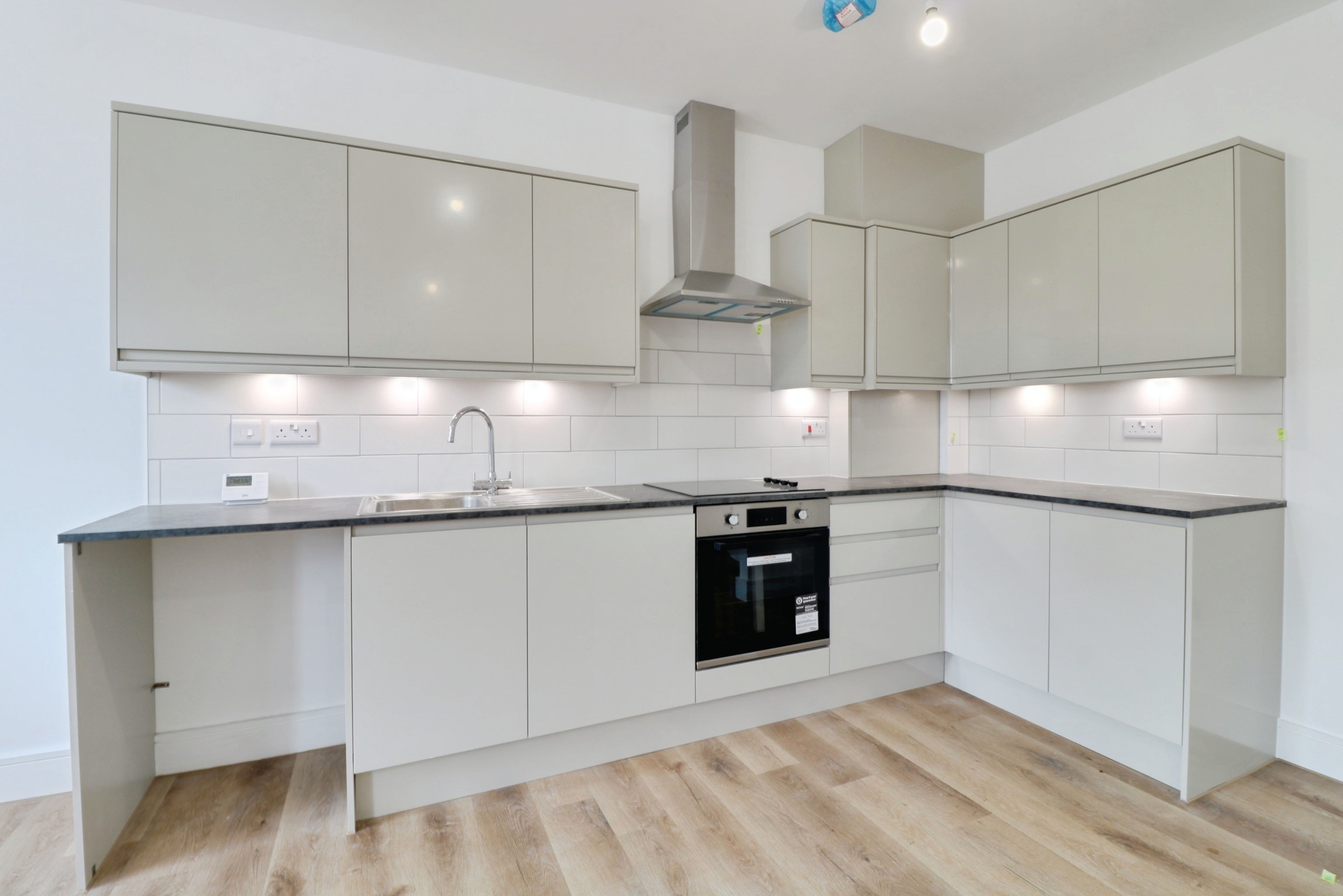 Flat Spa Road in Rochford
