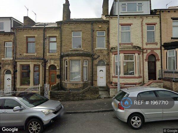 Room Highfield Lane in Bradford