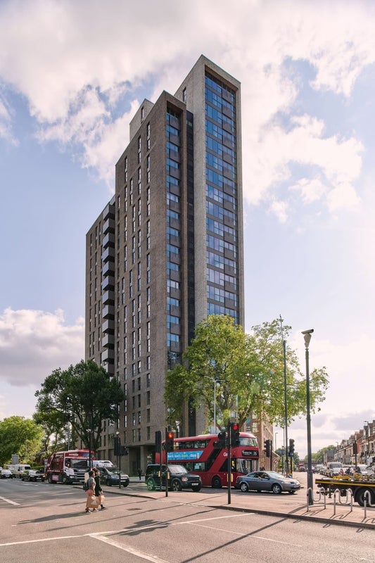 Room High Road in Greater London