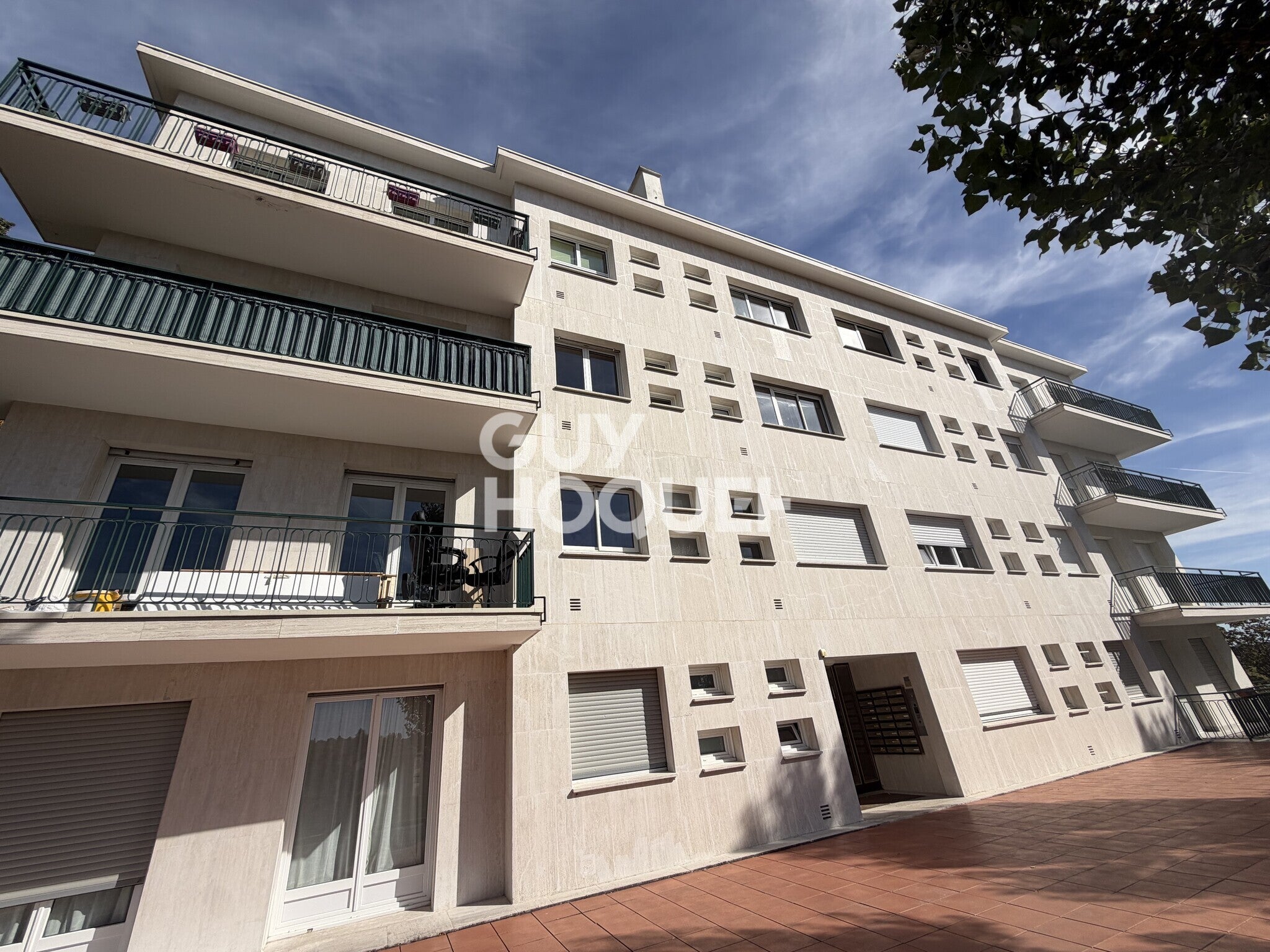 Appartement Avenue Casimir Davaine à Garches