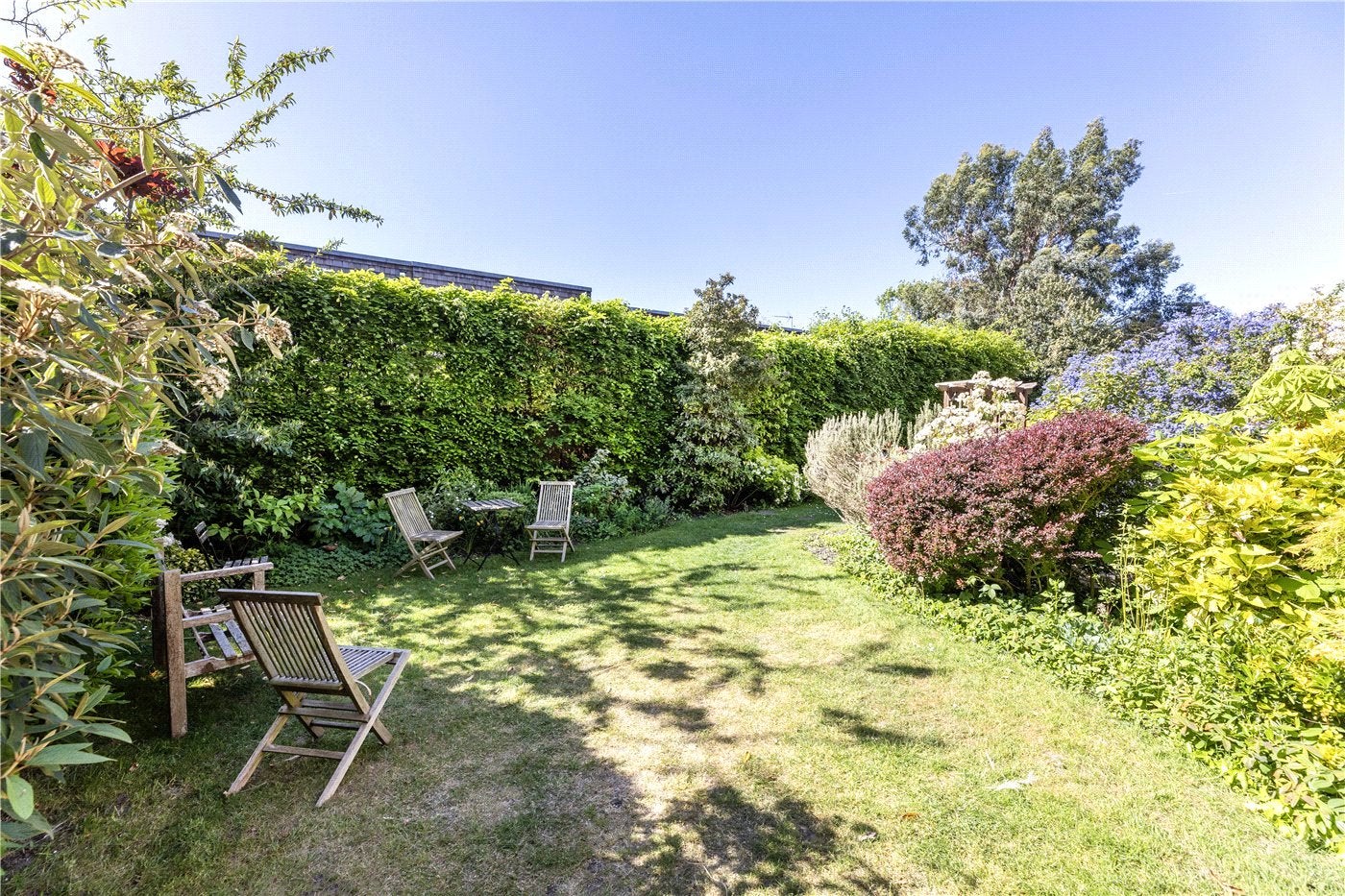 Flat Cambalt Road in Greater London