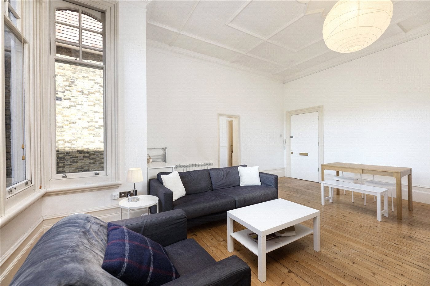 Flat Cambalt Road in Greater London