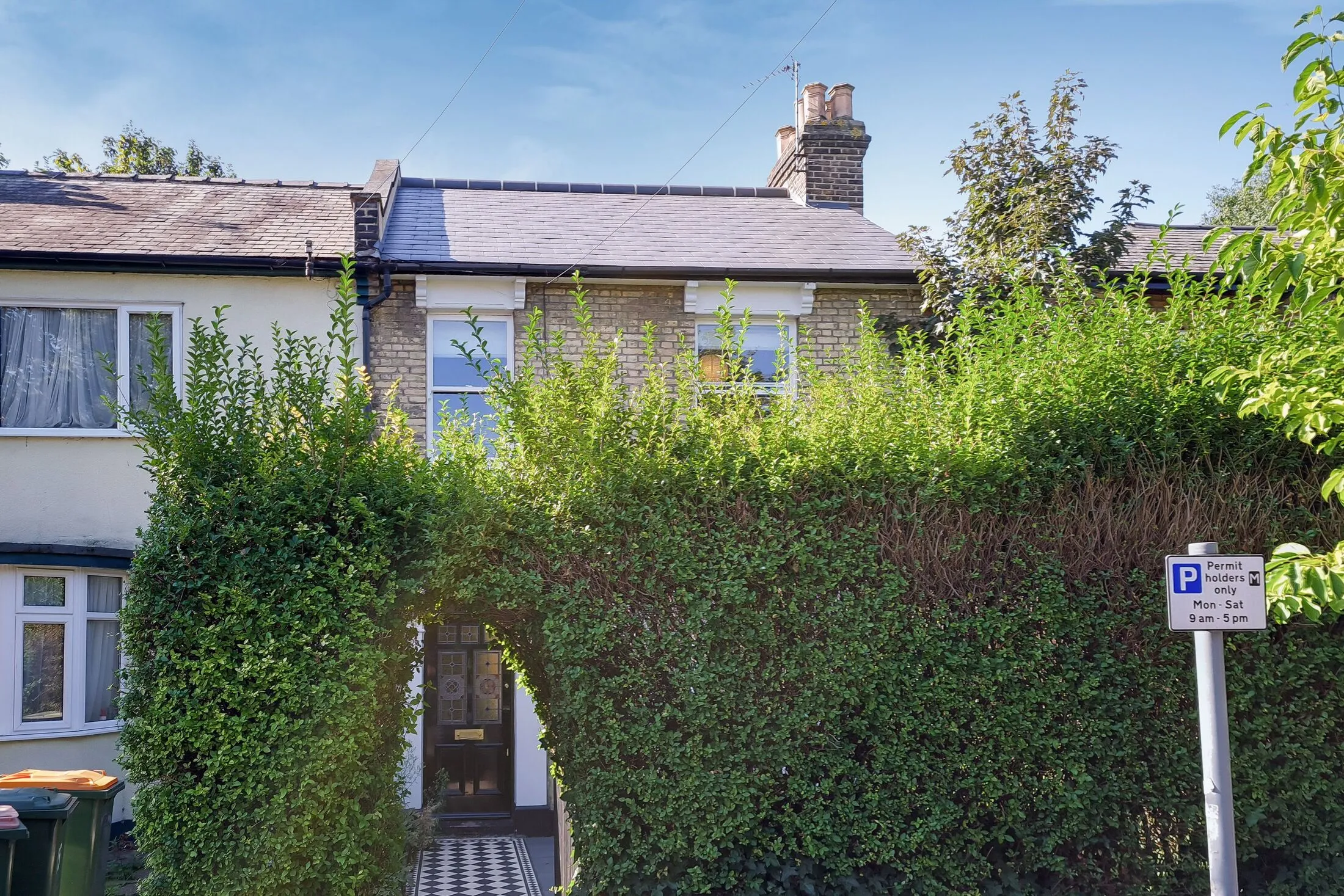 House Albany Road in Greater London