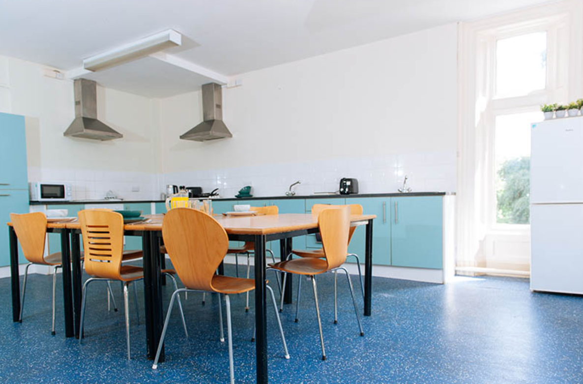 Room Weetwood Court in Leeds