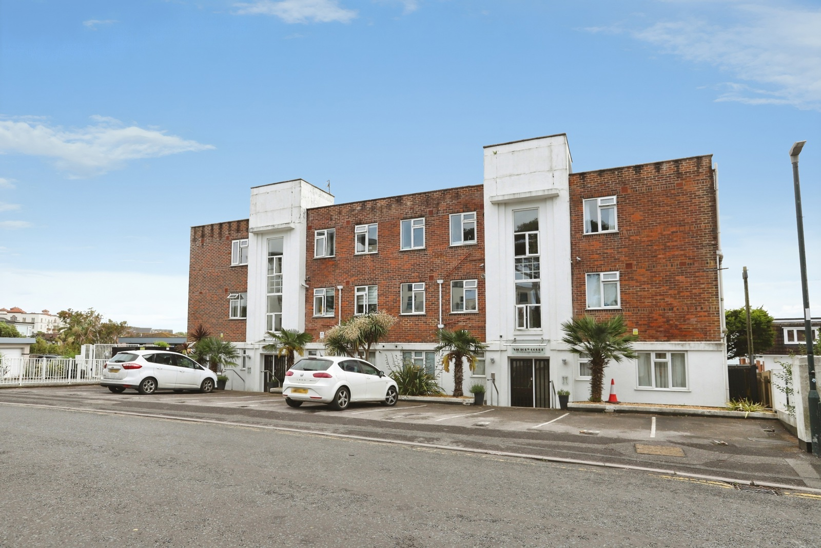Flat Boscombe Spa Road in Bournemouth