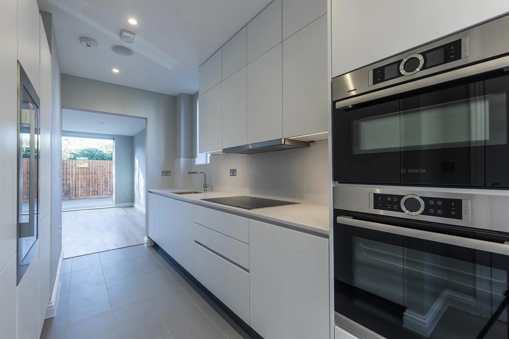 Flat Bethnal Green Road in Greater London