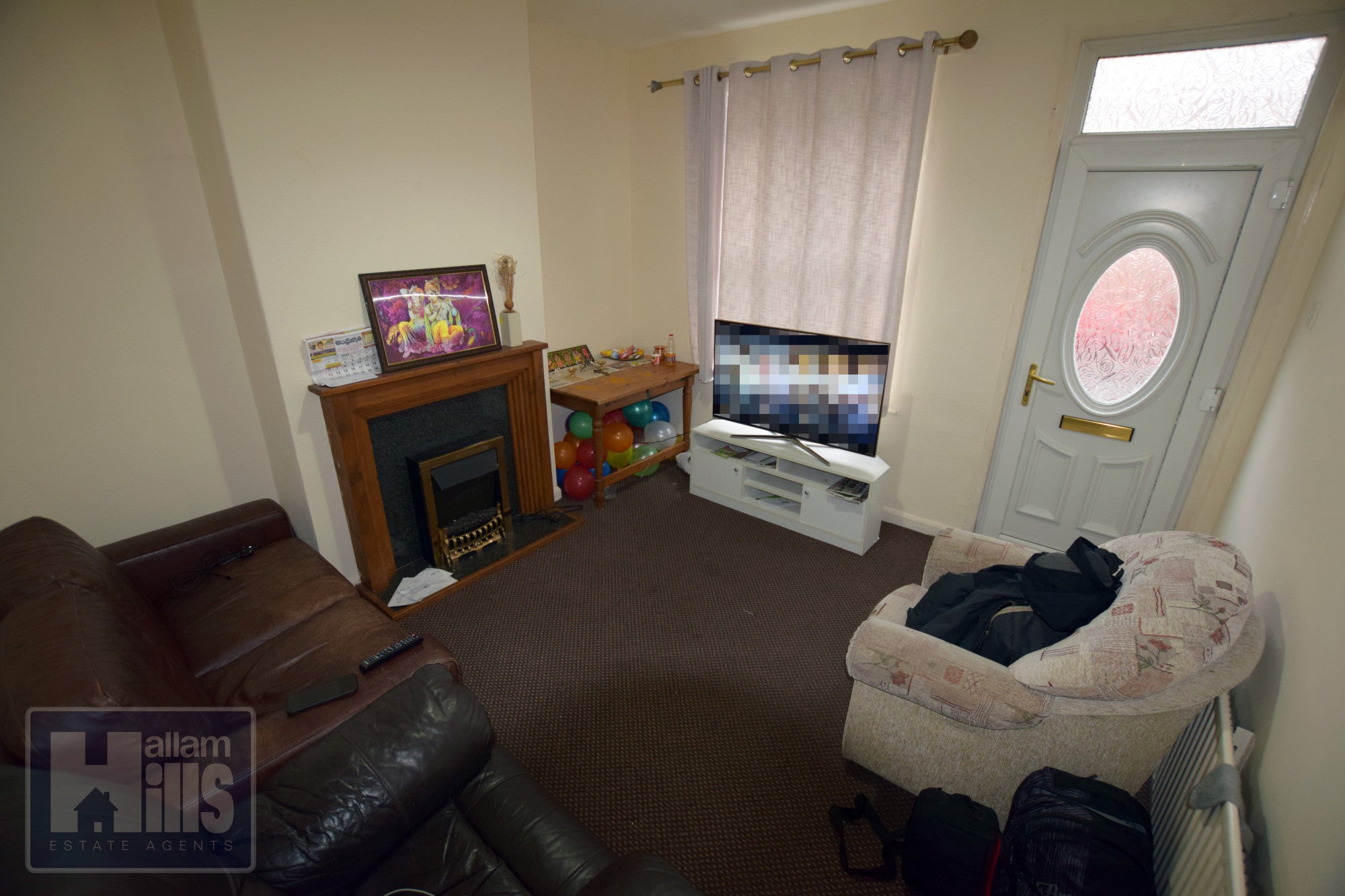 Flat Cecil Square in Sheffield