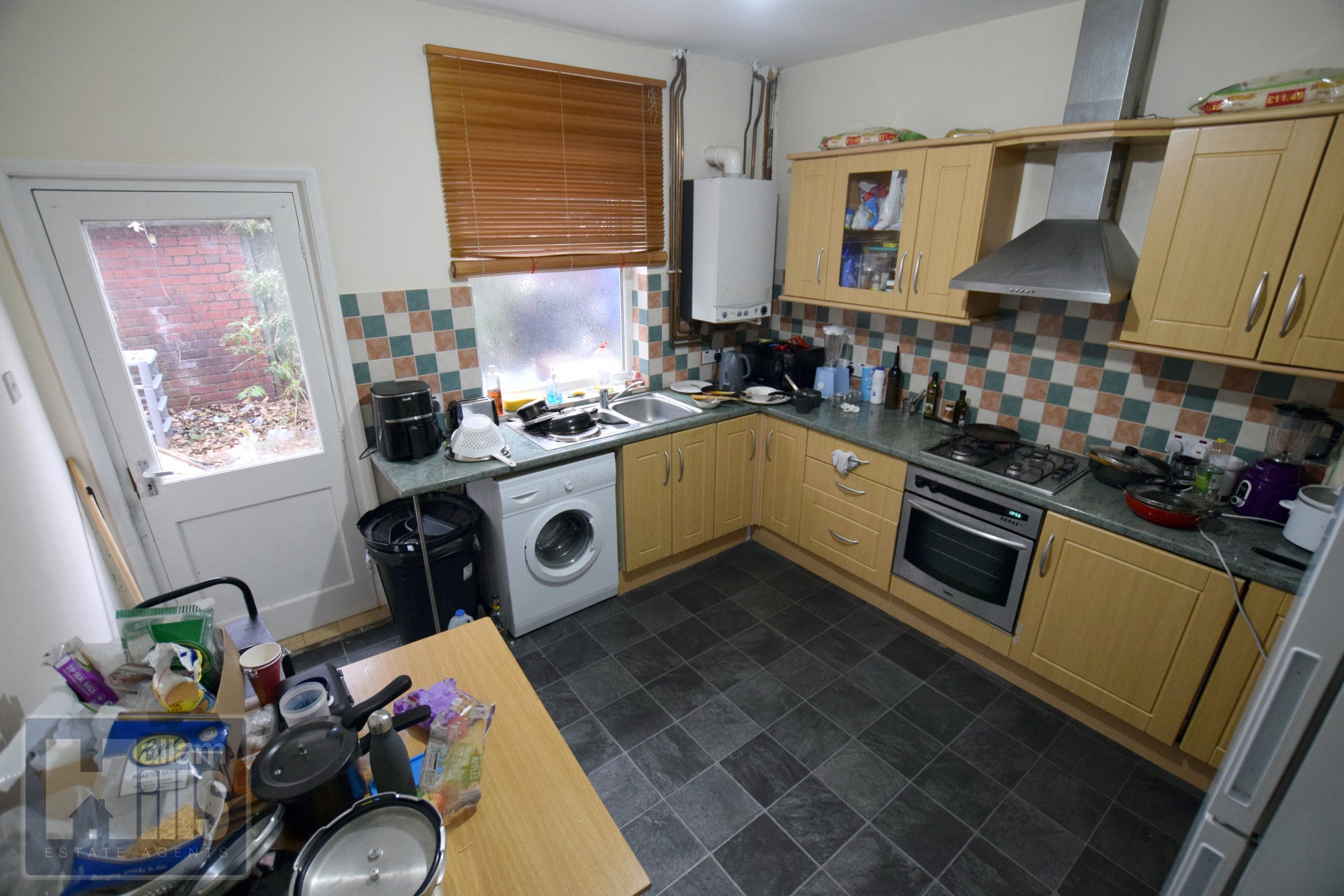 Flat Cecil Square in Sheffield
