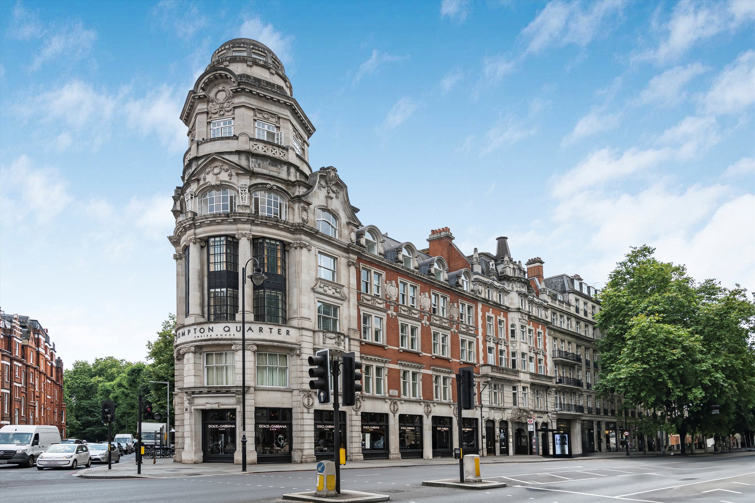 Flat Brompton Road in Greater London