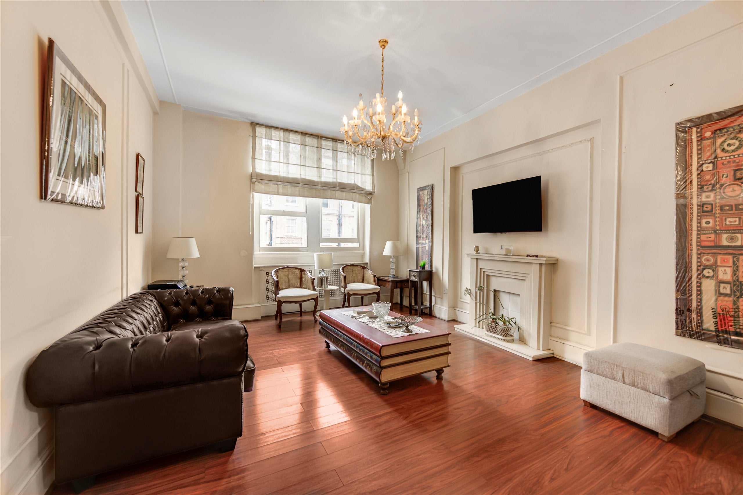 Flat Brompton Road in Greater London
