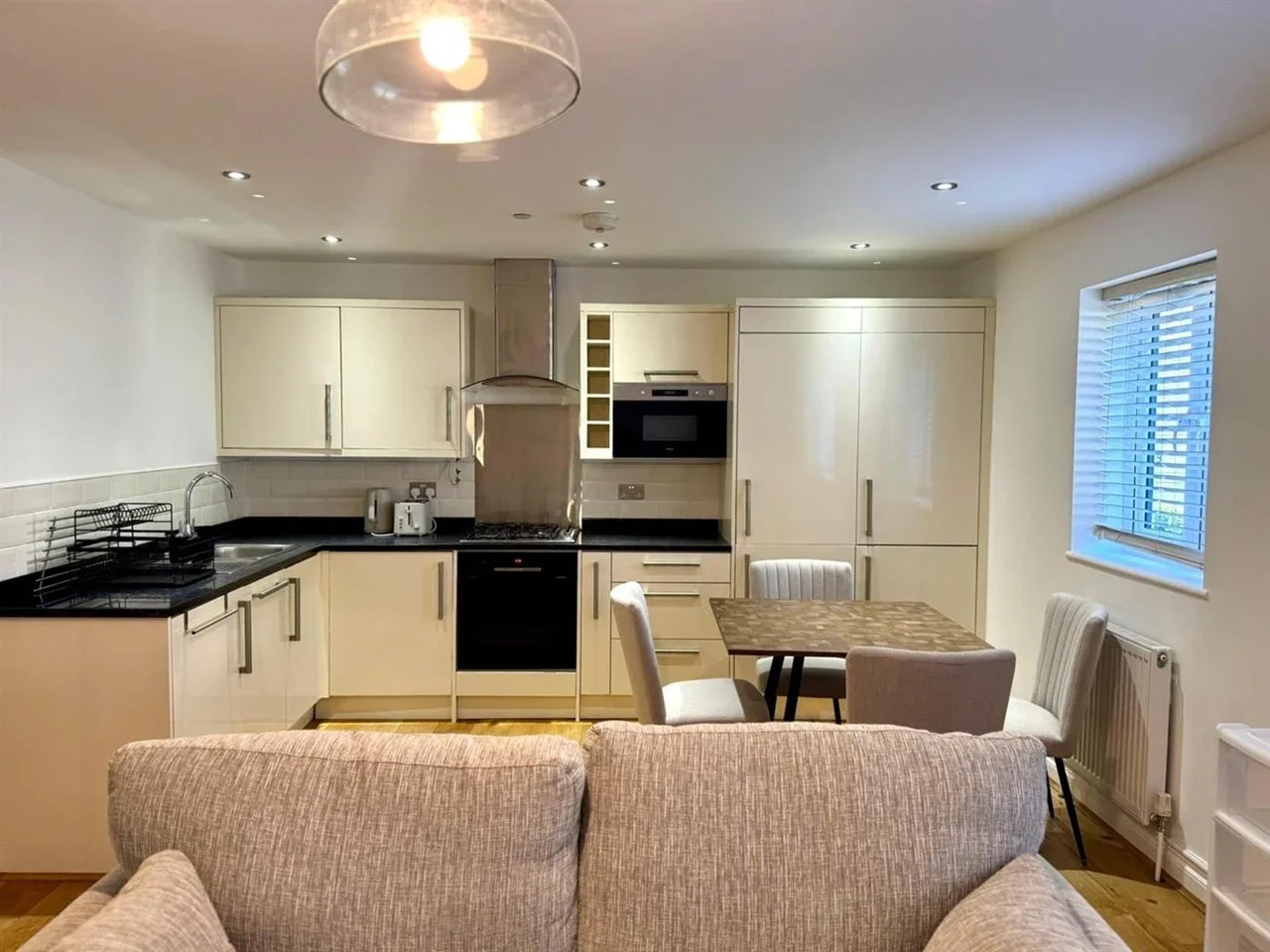 Flat Stables Row in Greater London