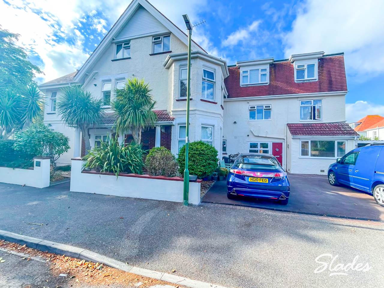 Flat Bracken Road in Bournemouth