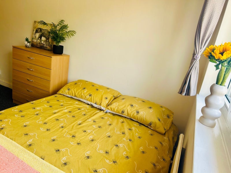 House Gawsworth Close in Greater London