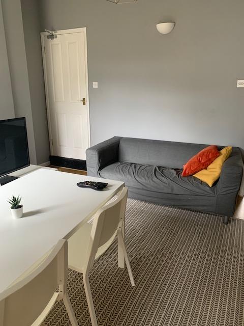Room Dalton Street in Wolverhampton
