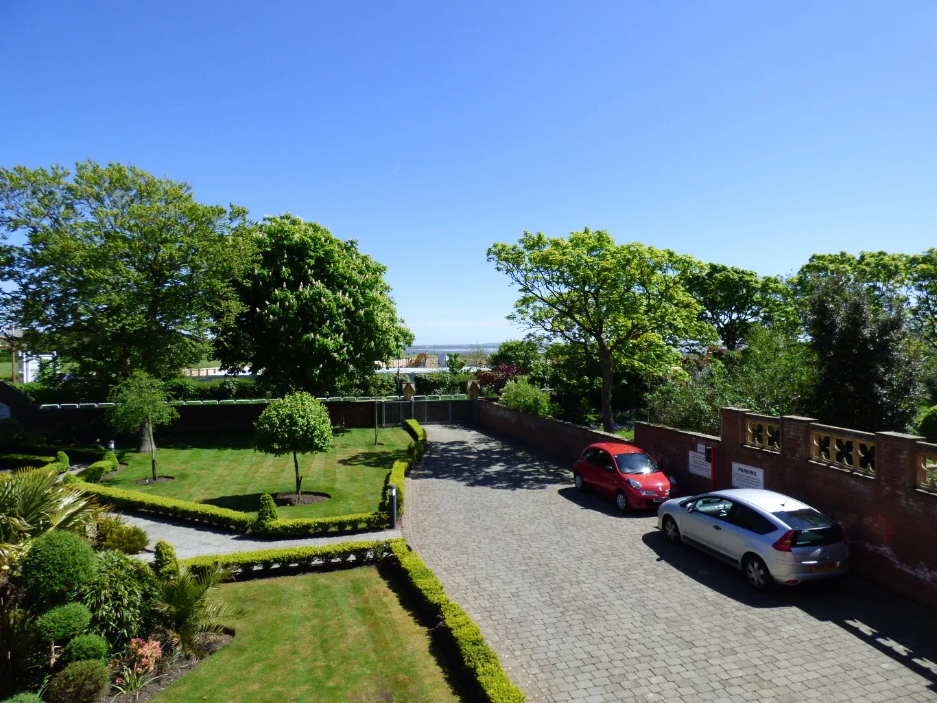 Flat Clifton Drive in Borough of Fylde