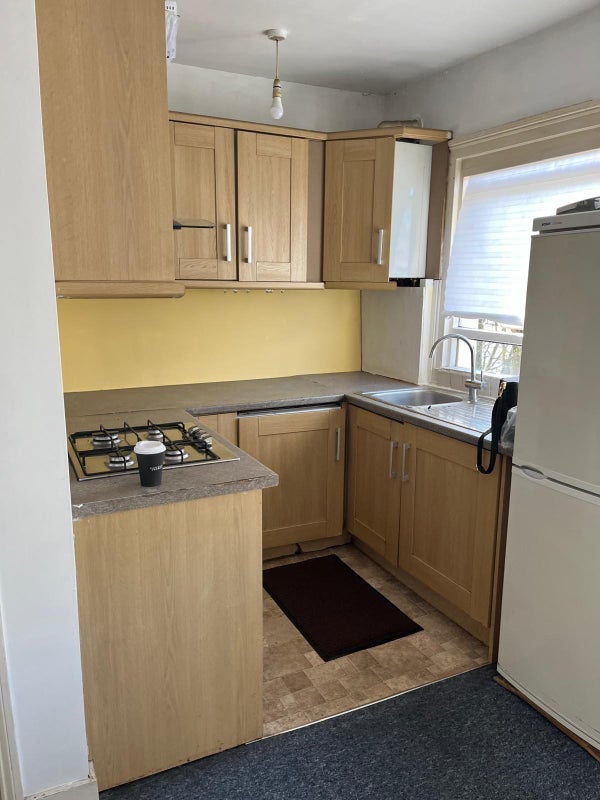 Flat Blackstock Road in Greater London