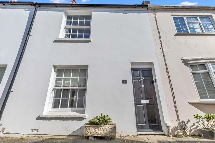 House Millfield Cottages in Brighton