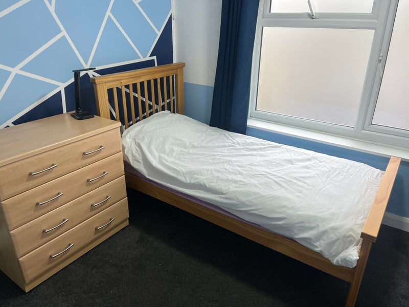Room Wakely Road in Bournemouth