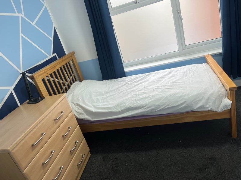 Room Wakely Road in Bournemouth