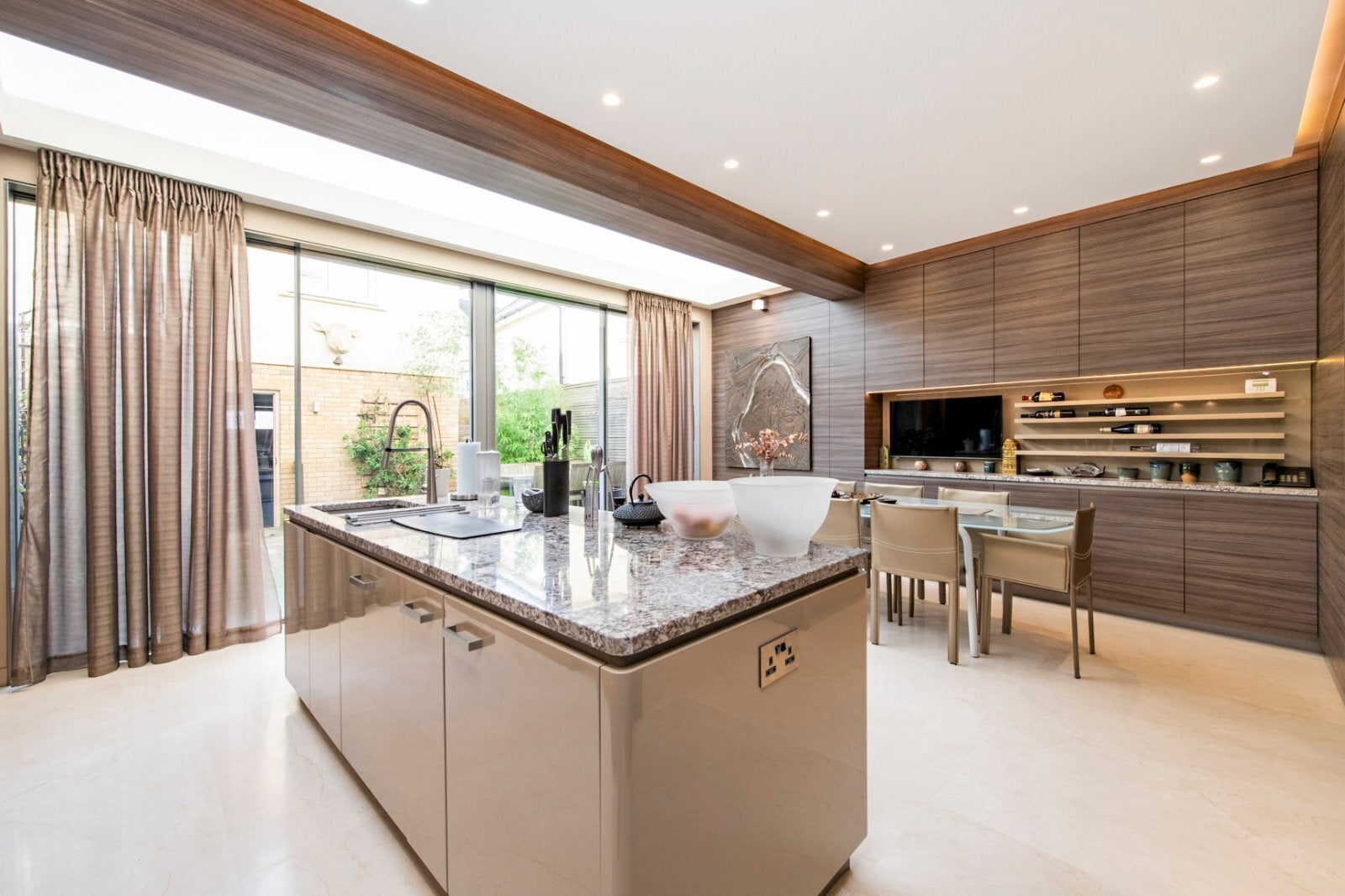 House Whitcome Mews in Greater London
