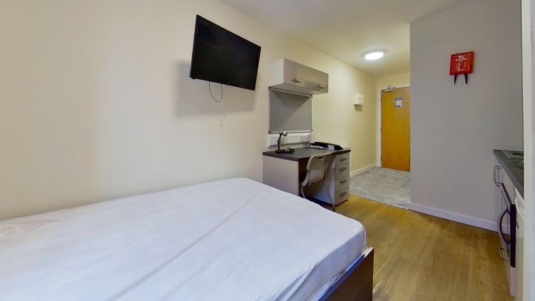 Flat Avalon Court in Nottingham