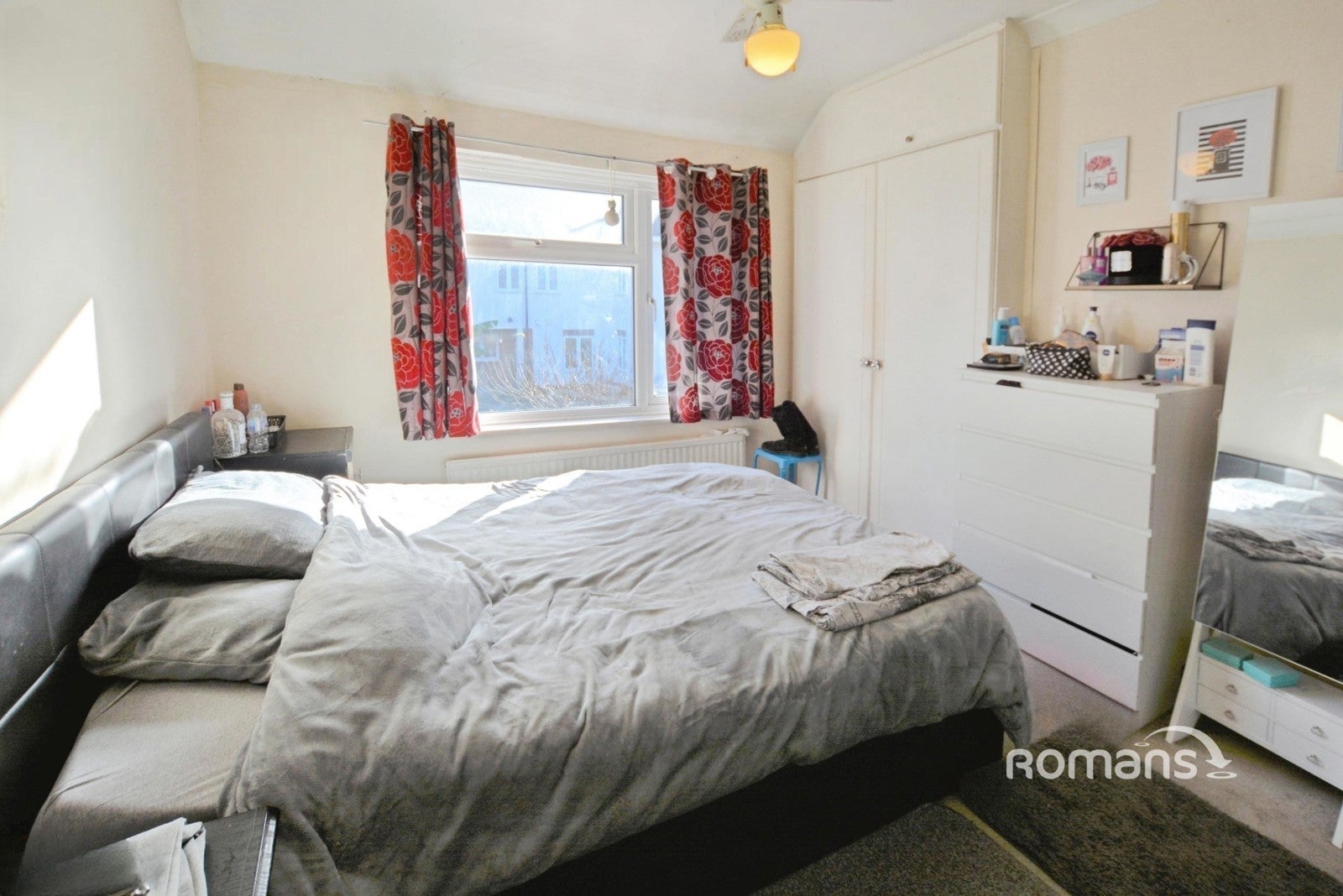 House Wilmar Close in London