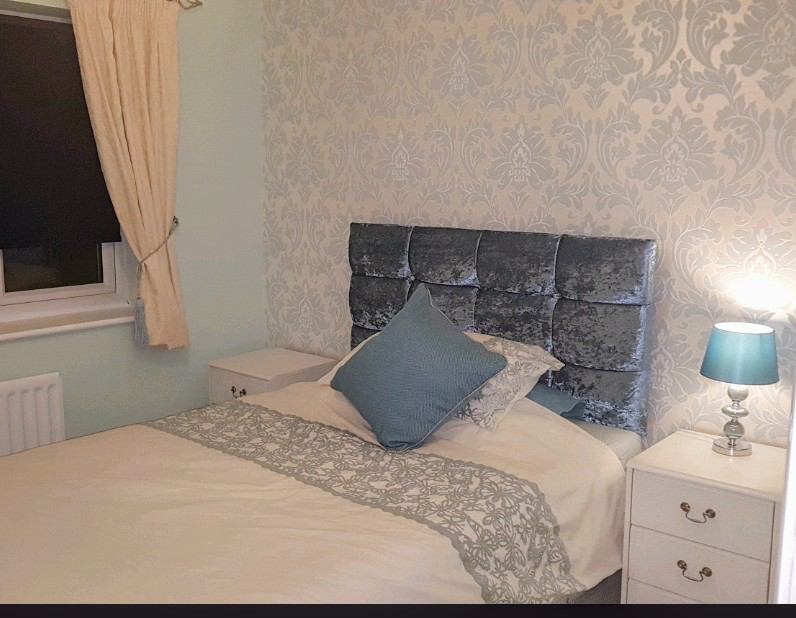 Room Brobury Croft in Metropolitan Borough of Solihull