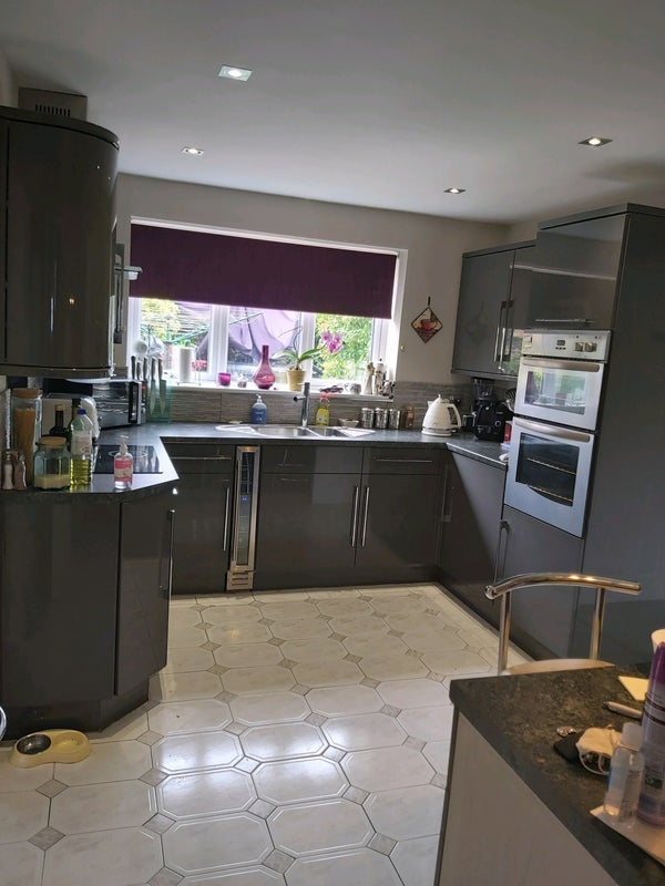 Room Brobury Croft in Metropolitan Borough of Solihull