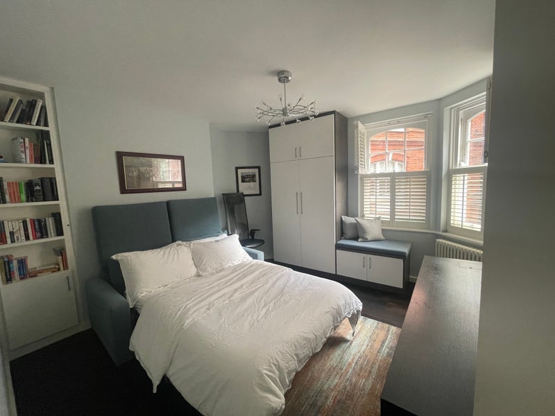 Room Queen's Club Gardens in Greater London