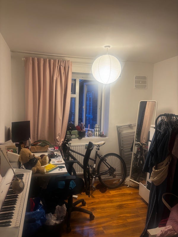 Room Clissold Crescent in Greater London