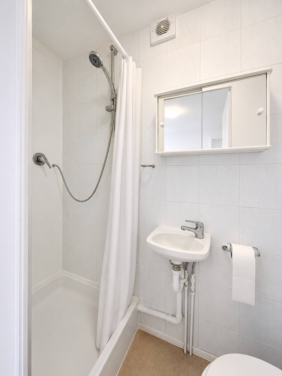 Room Rectory Road in Greater London