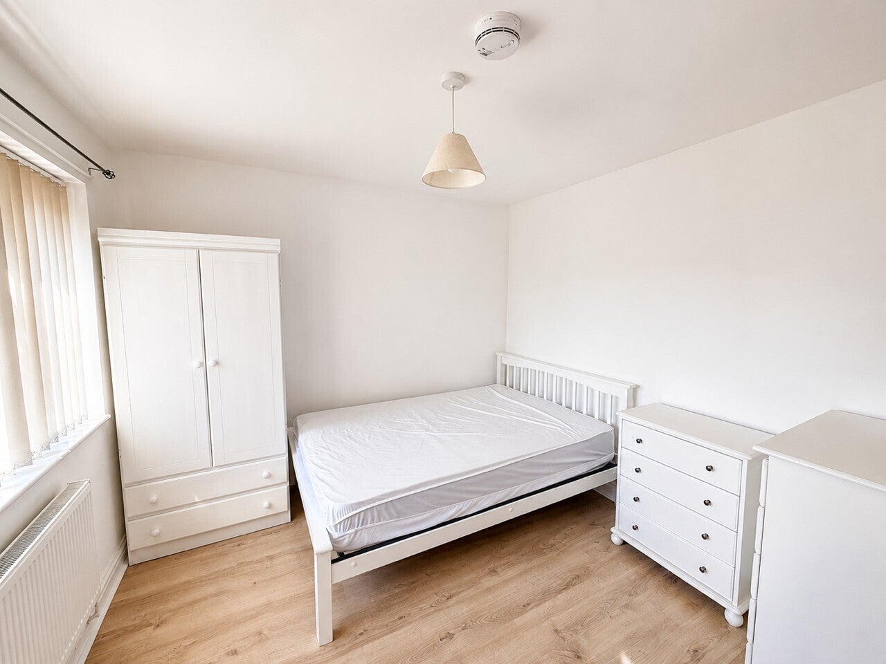 Room Rantree Fold in Basildon