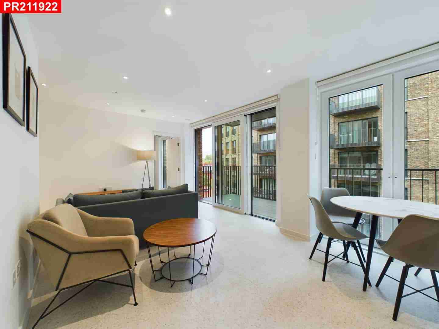 House Cendal Crescent in Greater London