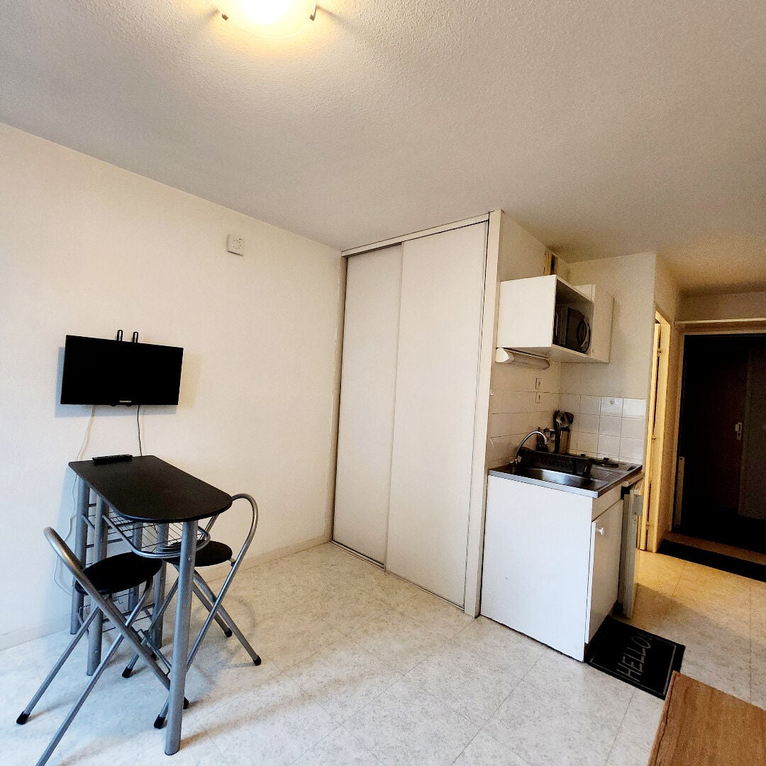 Appartement Rue Des Docteurs Charcot à Saint-Étienne