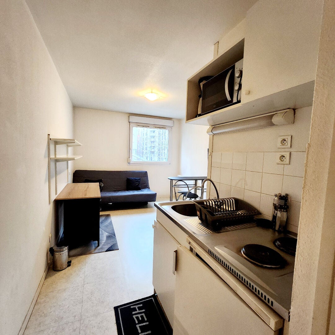 Appartement Rue Des Docteurs Charcot à Saint-Étienne