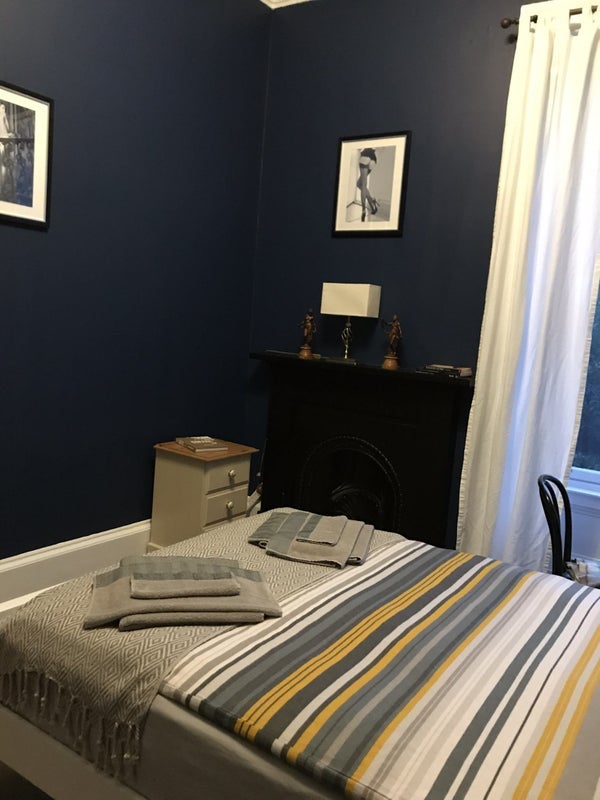 Room Lauriston Place in City of Edinburgh