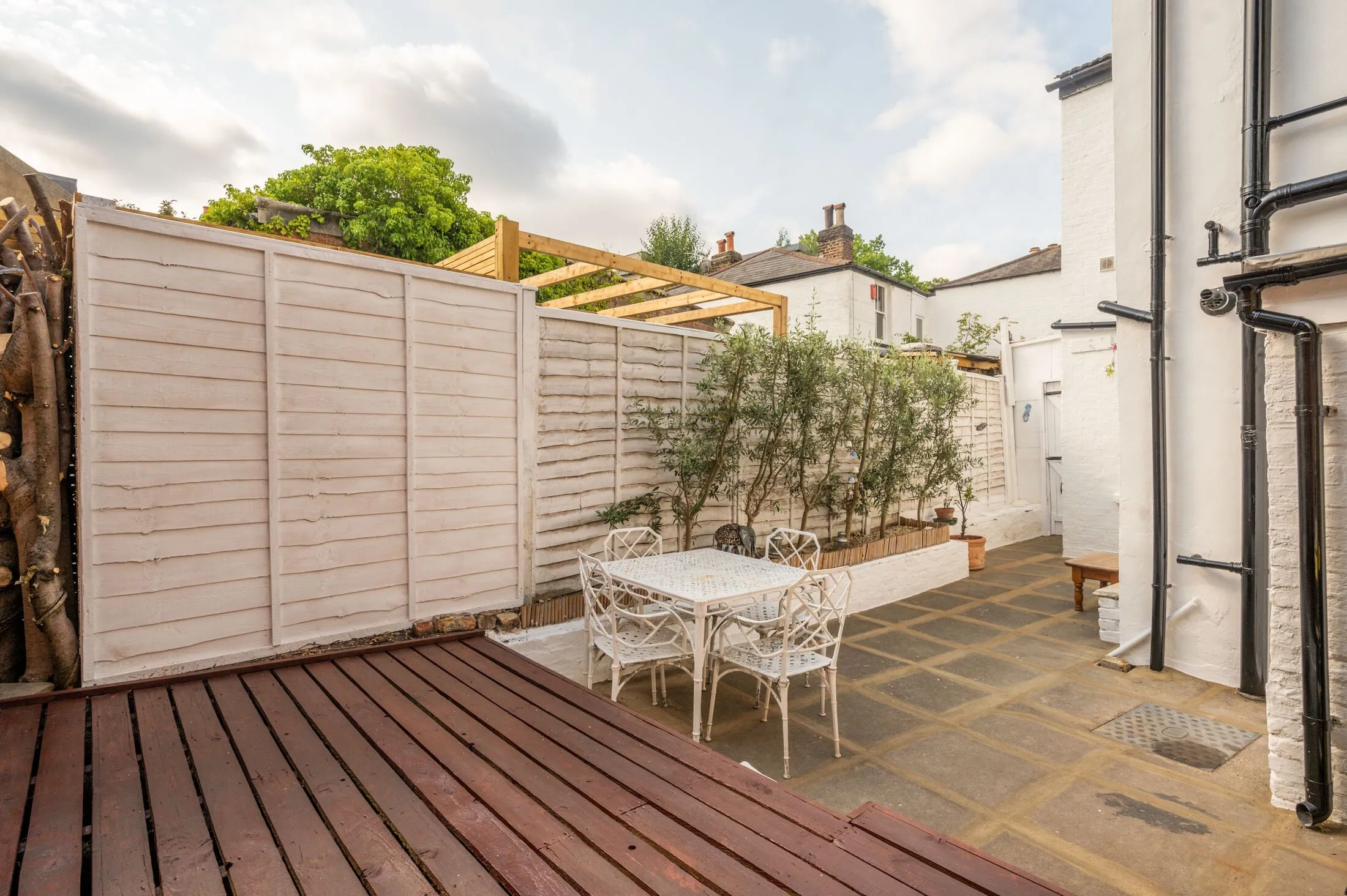 House Wallis's Cottages in Greater London