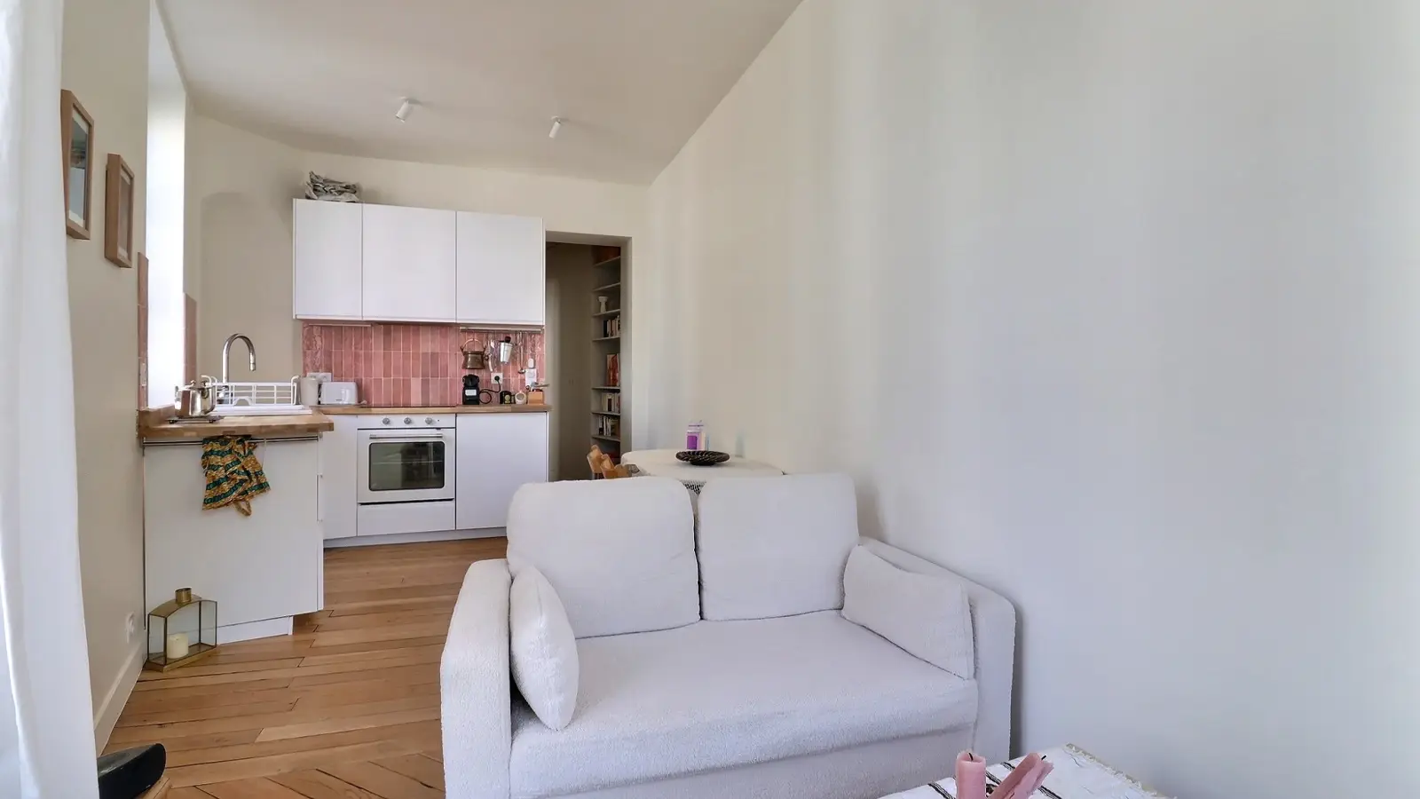 Flat Rue de Clignancourt in Paris