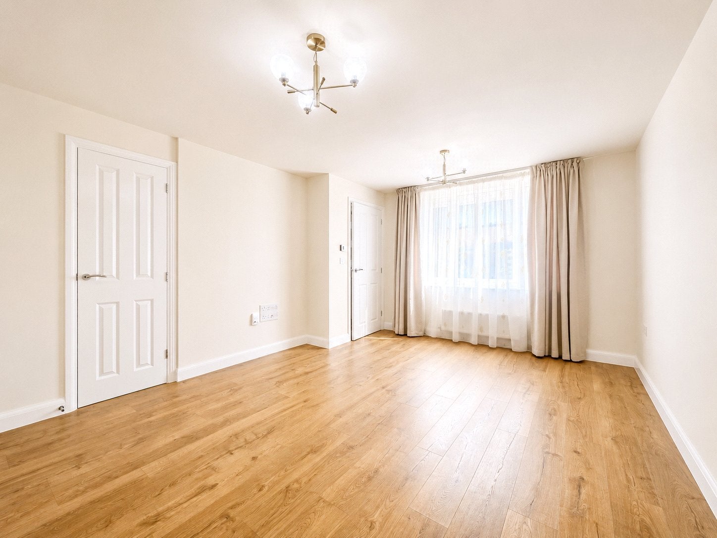 House Fitzgibbon Close in Yate
