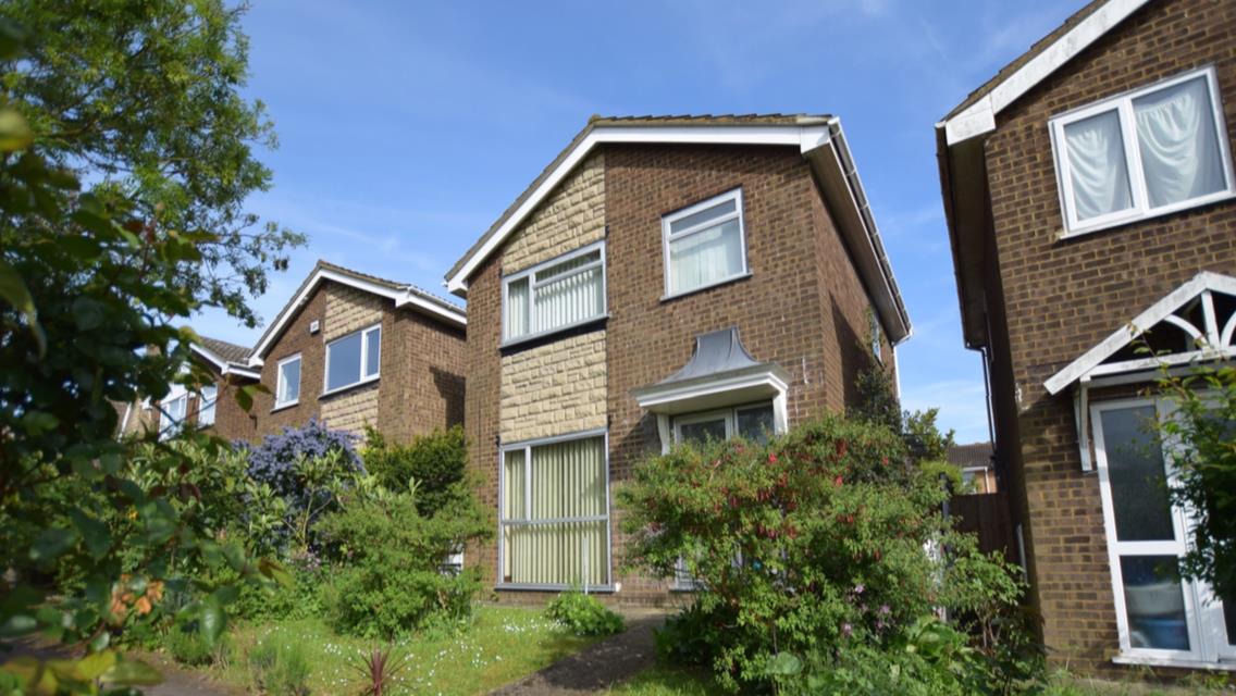 House Brickhill Drive in Bedford