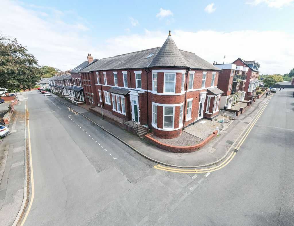 Flat Elletson Street in Borough of Wyre