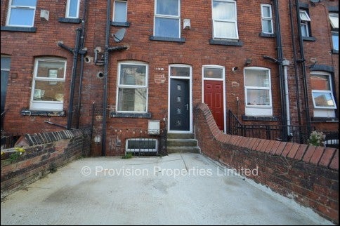 House Queens Road in Doncaster