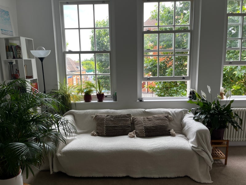 Room Okehampton Road in Greater London