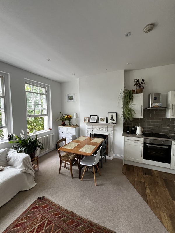 Room Okehampton Road in Greater London