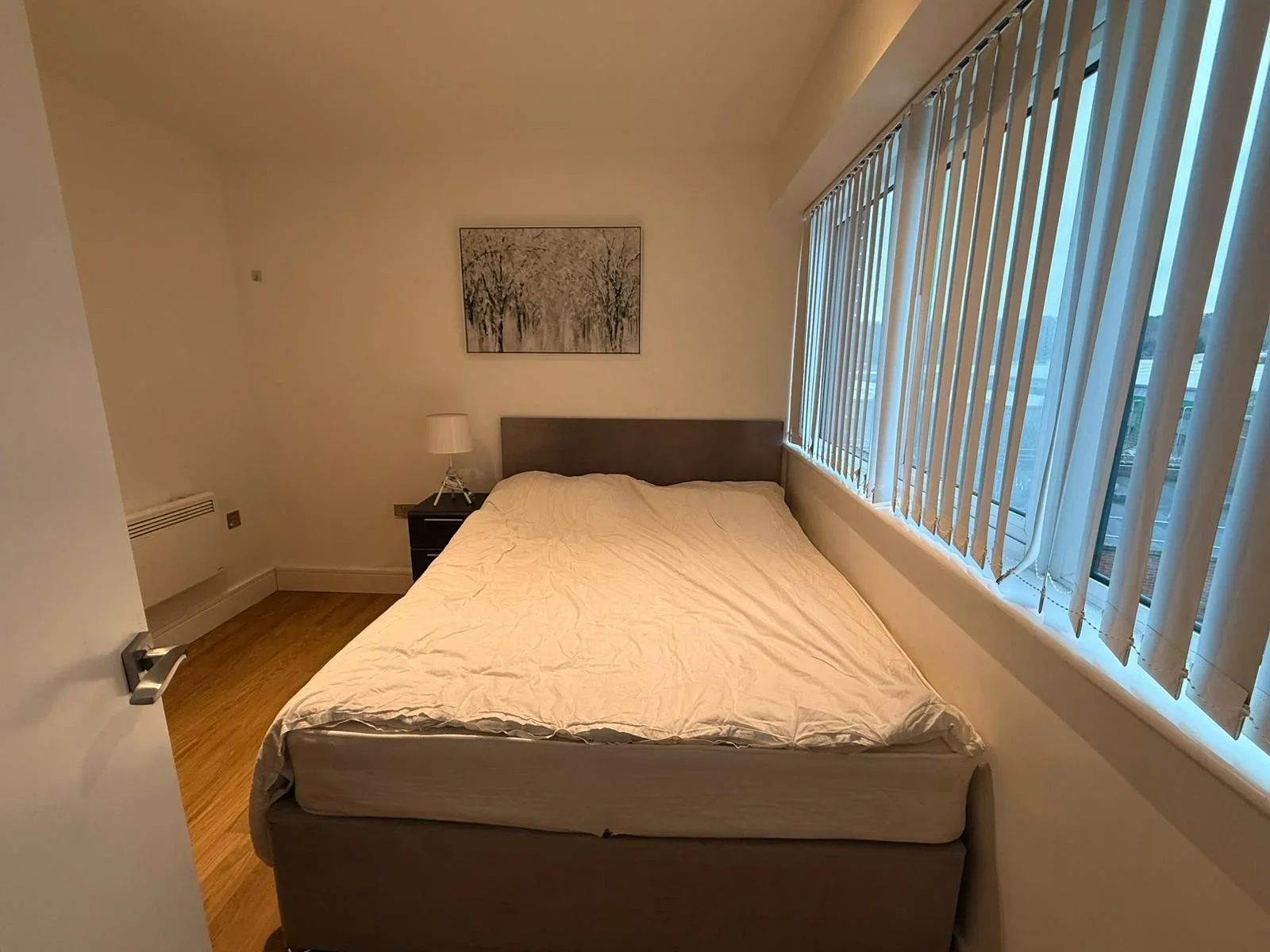Flat Laporte Way in Luton