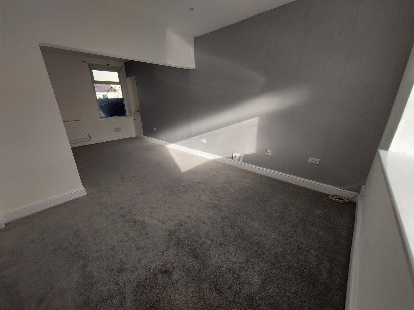 House St Teilo Street in Pontarddulais
